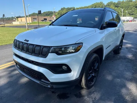 Another view of 2022 Jeep Compass Latitude for sale in Waverly, OH at Hometown Chevrolet