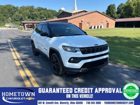 White 2022 Jeep Compass Latitude for sale in Waverly, OH