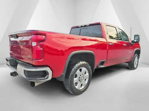 More photos of 2022 Chevrolet Silverado 2500 HD LTZ at Hometown Chevrolet, OH
