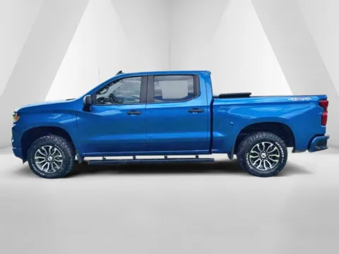 More photos of 2022 Chevrolet Silverado 1500 Custom at Hometown Chevrolet, OH