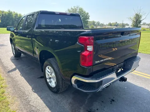 More photos of 2023 Chevrolet Silverado 1500 LT at Hometown Chevrolet, OH
