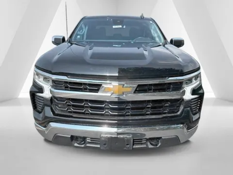 Photos of 2023 Chevrolet Silverado 1500 LT for sale in Waverly, OH at Hometown Chevrolet