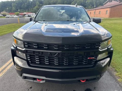 Photos of 2019 Chevrolet Silverado 1500 Custom Trail Boss for sale in Waverly, OH at Hometown Chevrolet