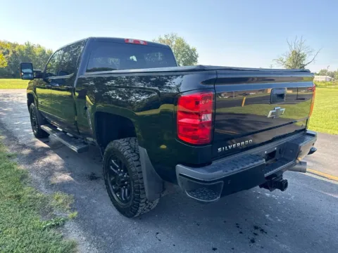 More photos of 2019 Chevrolet Silverado 2500 HD LT at Hometown Chevrolet, OH