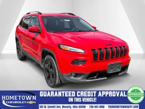 Red 2017 Jeep Cherokee Limited for sale in Waverly, OH
