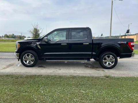 More photos of 2021 Ford F-150 Lariat at Hometown Chevrolet, OH