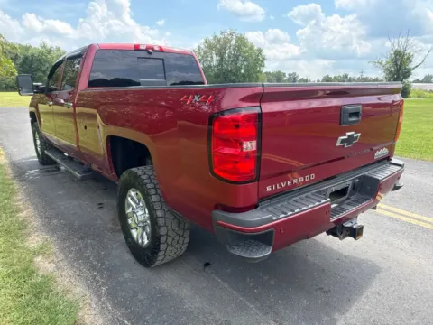 More photos of 2019 Chevrolet Silverado 3500 HD High Country at Hometown Chevrolet, OH