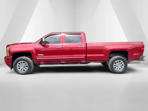 More photos of 2019 Chevrolet Silverado 3500 HD High Country at Hometown Chevrolet, OH