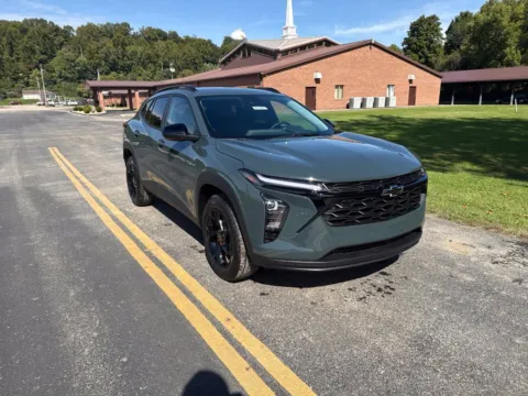 Gray 2026 Chevrolet Trax LT for sale in Waverly, OH