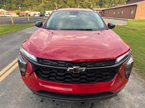 Photos of 2026 Chevrolet Trax LT for sale in Waverly, OH at Hometown Chevrolet