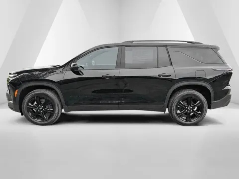 More photos of 2027 Chevrolet Traverse LT at Hometown Chevrolet, OH