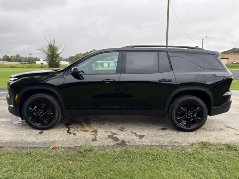 More photos of 2027 Chevrolet Traverse LT at Hometown Chevrolet, OH