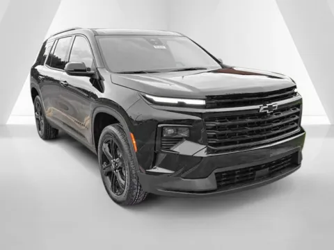 Black 2027 Chevrolet Traverse LT for sale in Waverly, OH