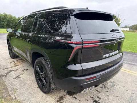 More photos of 2027 Chevrolet Traverse LT at Hometown Chevrolet, OH