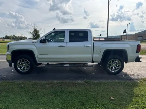 More photos of 2018 GMC Sierra 1500 SLT at Hometown Chevrolet, OH