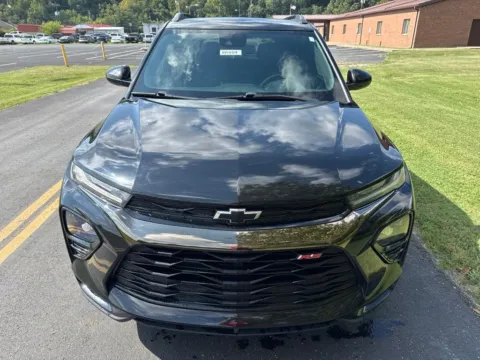 Photos of 2021 Chevrolet TrailBlazer RS for sale in Waverly, OH at Hometown Chevrolet