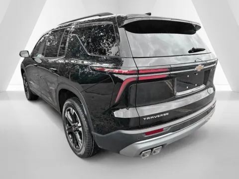 More photos of 2027 Chevrolet Traverse LT at Hometown Chevrolet, OH