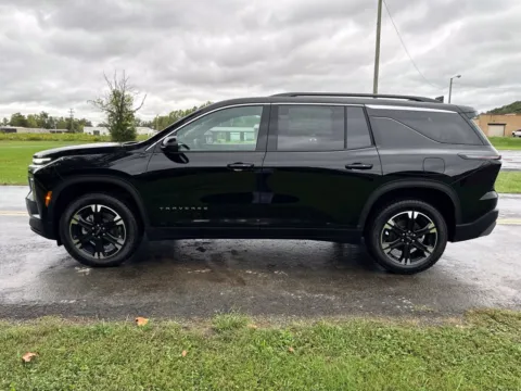 More photos of 2027 Chevrolet Traverse LT at Hometown Chevrolet, OH
