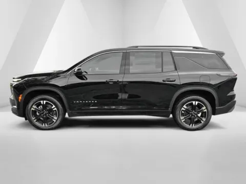 More photos of 2027 Chevrolet Traverse LT at Hometown Chevrolet, OH