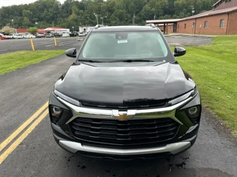 Photos of 2026 Chevrolet TrailBlazer LT for sale in Waverly, OH at Hometown Chevrolet