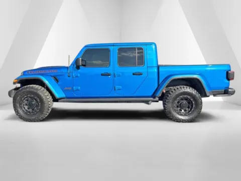 More photos of 2021 Jeep Gladiator Rubicon at Hometown Chevrolet, OH