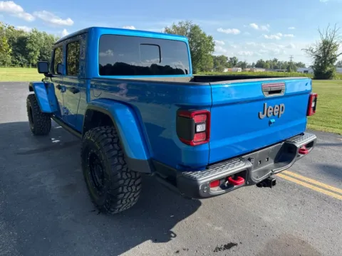 More photos of 2021 Jeep Gladiator Rubicon at Hometown Chevrolet, OH