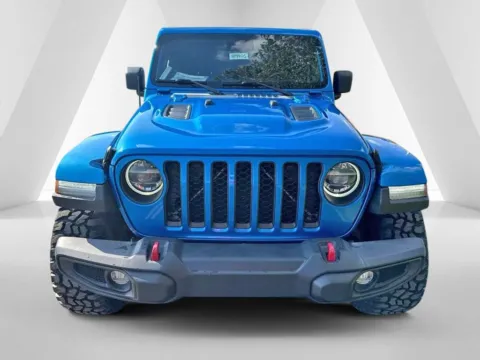 Photos of 2021 Jeep Gladiator Rubicon for sale in Waverly, OH at Hometown Chevrolet