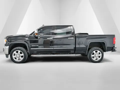 More photos of 2019 GMC Sierra 2500 HD SLT at Hometown Chevrolet, OH
