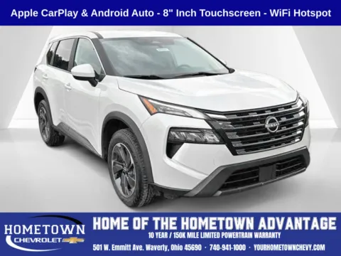 White 2024 Nissan Rogue SV for sale in Waverly, OH