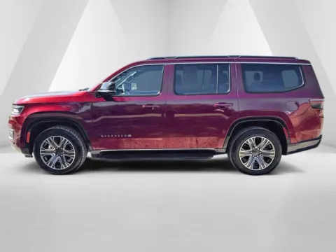 More photos of 2024 Jeep Wagoneer Series II at Hometown Chevrolet, OH