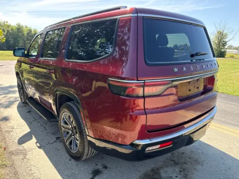 More photos of 2024 Jeep Wagoneer Series II at Hometown Chevrolet, OH