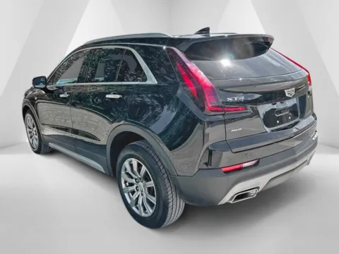 More photos of 2021 Cadillac XT4 Premium Luxury at Hometown Chevrolet, OH