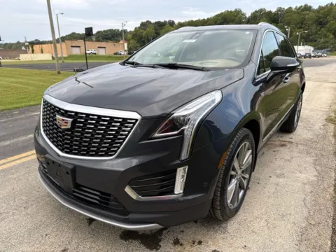 Another view of 2022 Cadillac XT5 Premium Luxury for sale in Waverly, OH at Hometown Chevrolet