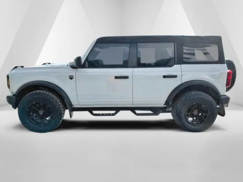 More photos of 2024 Ford Bronco Big Bend at Hometown Chevrolet, OH