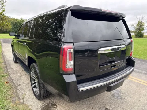 More photos of 2020 GMC Yukon XL Denali at Hometown Chevrolet, OH