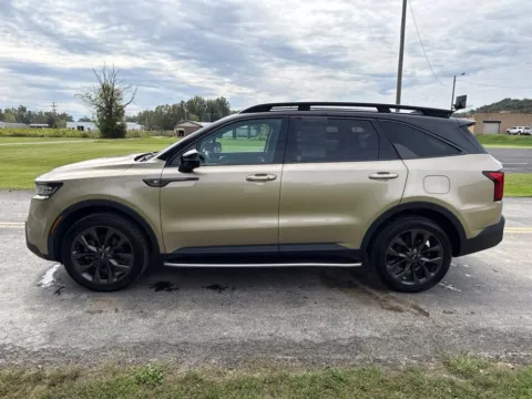 More photos of 2021 Kia Sorento SX Prestige X-Line at Hometown Chevrolet, OH