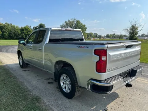 More photos of 2019 Chevrolet Silverado 1500 LT at Hometown Chevrolet, OH