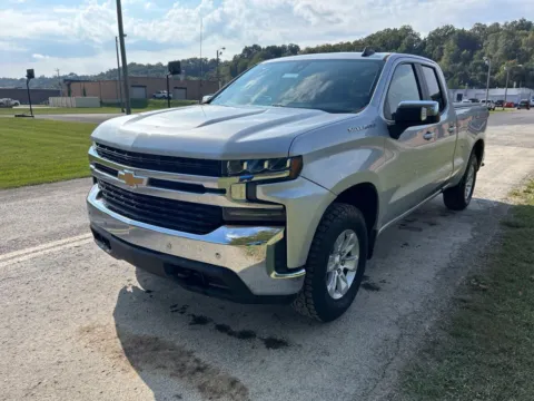 Another view of 2019 Chevrolet Silverado 1500 LT for sale in Waverly, OH at Hometown Chevrolet