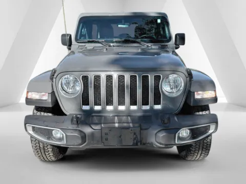 Photos of 2019 Jeep Wrangler Unlimited Sahara for sale in Waverly, OH at Hometown Chevrolet