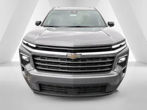 Another view of 2027 Chevrolet Traverse LT for sale in Waverly, OH at Hometown Chevrolet