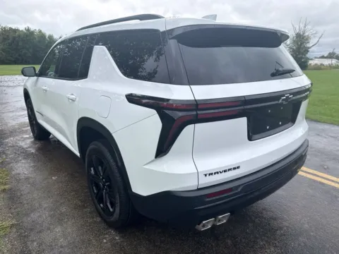 More photos of 2027 Chevrolet Traverse LT at Hometown Chevrolet, OH