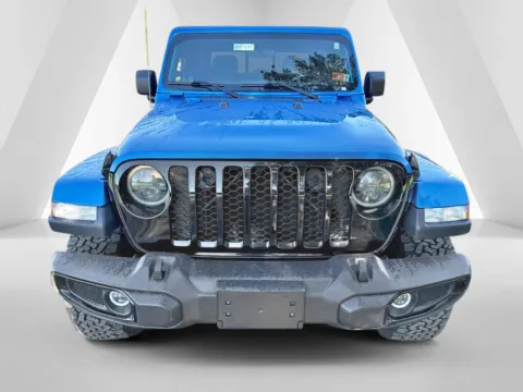 Photos of 2021 Jeep Gladiator Willys for sale in Waverly, OH at Hometown Chevrolet