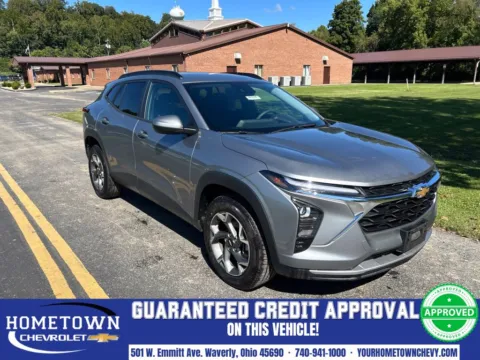 Gray 2025 Chevrolet Trax LT for sale in Waverly, OH