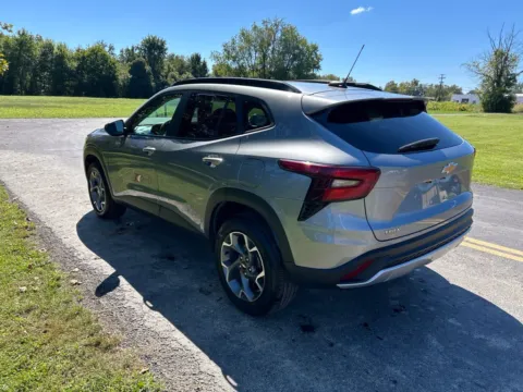 More photos of 2025 Chevrolet Trax LT at Hometown Chevrolet, OH