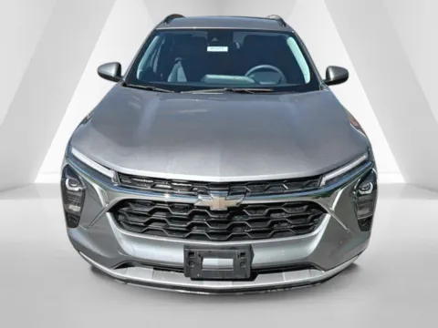 Photos of 2025 Chevrolet Trax LT for sale in Waverly, OH at Hometown Chevrolet