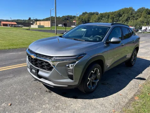 Another view of 2025 Chevrolet Trax LT for sale in Waverly, OH at Hometown Chevrolet