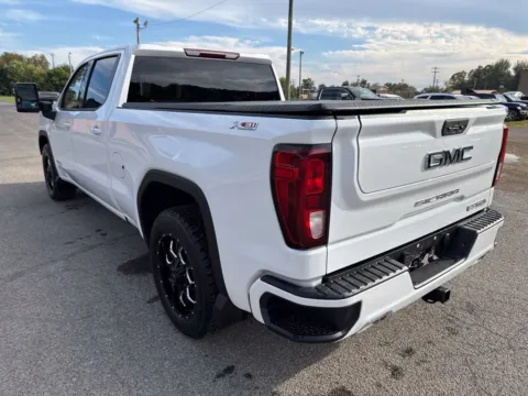 More photos of 2021 GMC Sierra 1500 Elevation at Hometown Chevrolet, OH