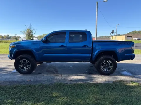 More photos of 2017 Toyota Tacoma TRD Sport at Hometown Chevrolet, OH