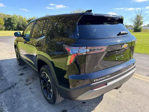 More photos of 2027 Chevrolet Equinox LT at Hometown Chevrolet, OH