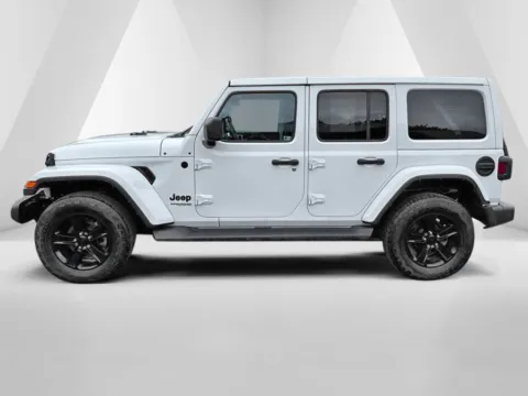 More photos of 2021 Jeep Wrangler Unlimited Sahara Altitude at Hometown Chevrolet, OH
